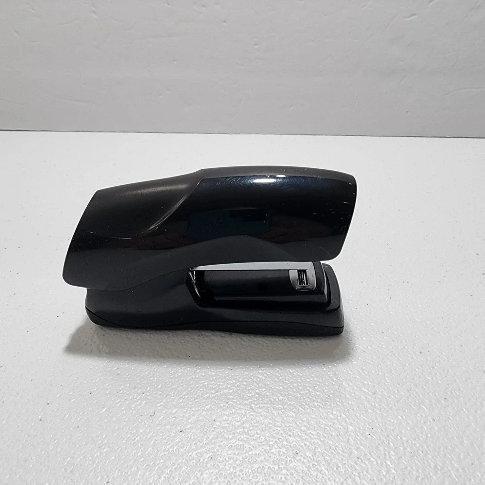 Bostitch Heavy Duty Stapler 40 Sheet Cap No Jam Compact Half Strip Black NOB